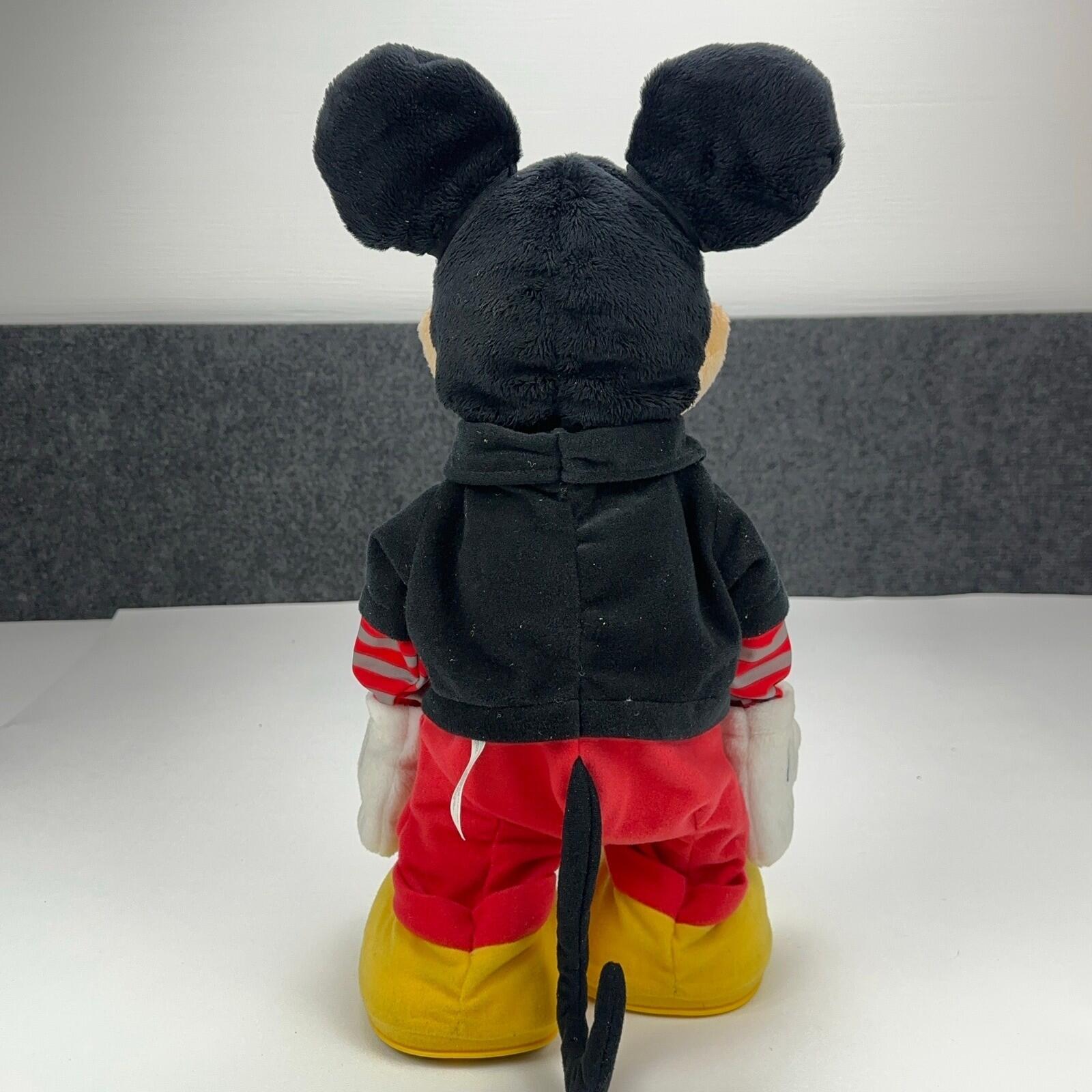 Disney Mickey Mouse Fisher Price Animated Singing Dance Star 17" Tested Works by Disney