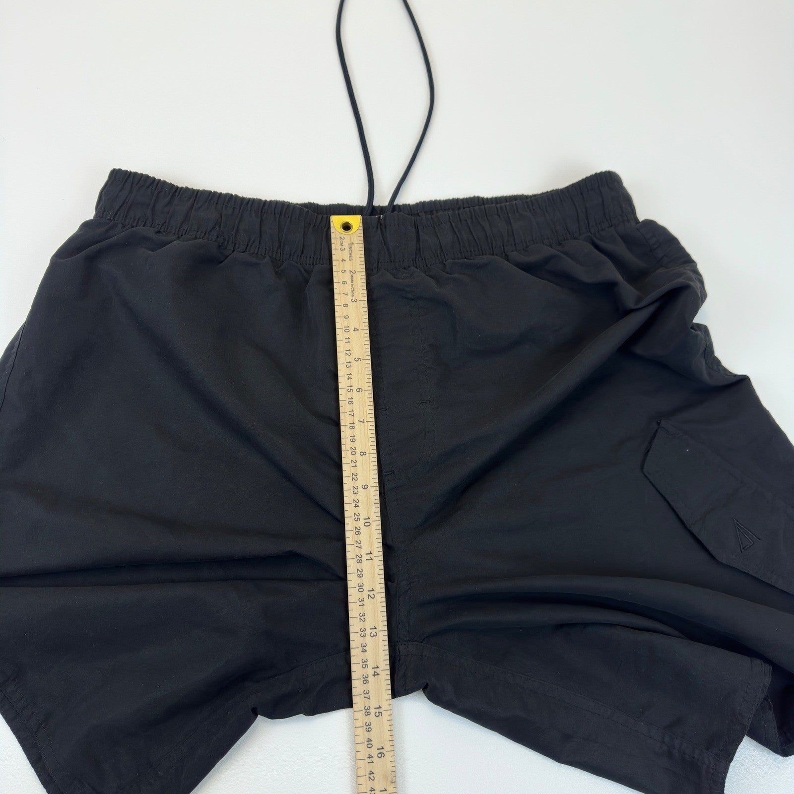 Island Joe Mens XL Swim Trunks Black Cargo Board Shorts Mesh Lined Drawstring by Island Joe