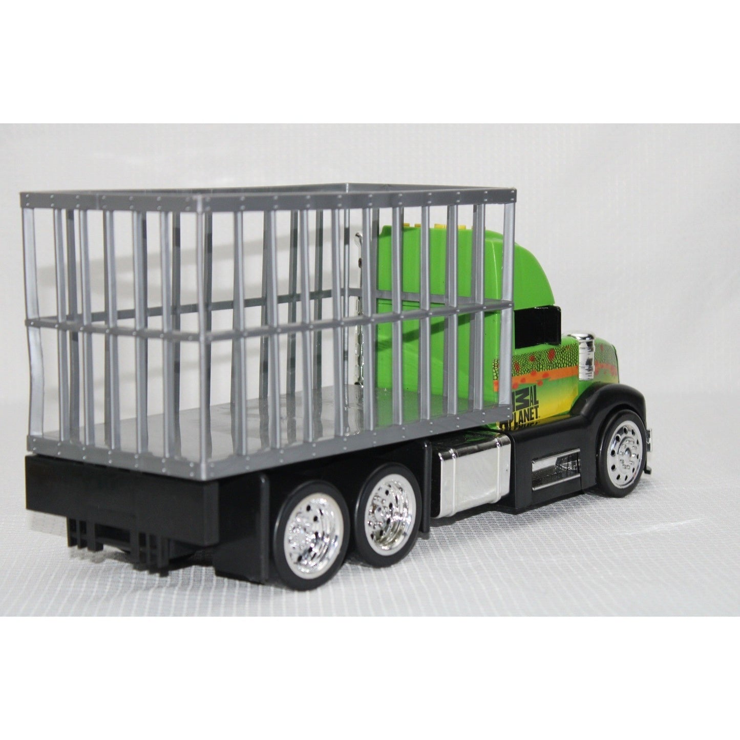 Animal Planet Dinosaur Transport Truck Playset 4 Figures Accessories 14" by Animal Planet