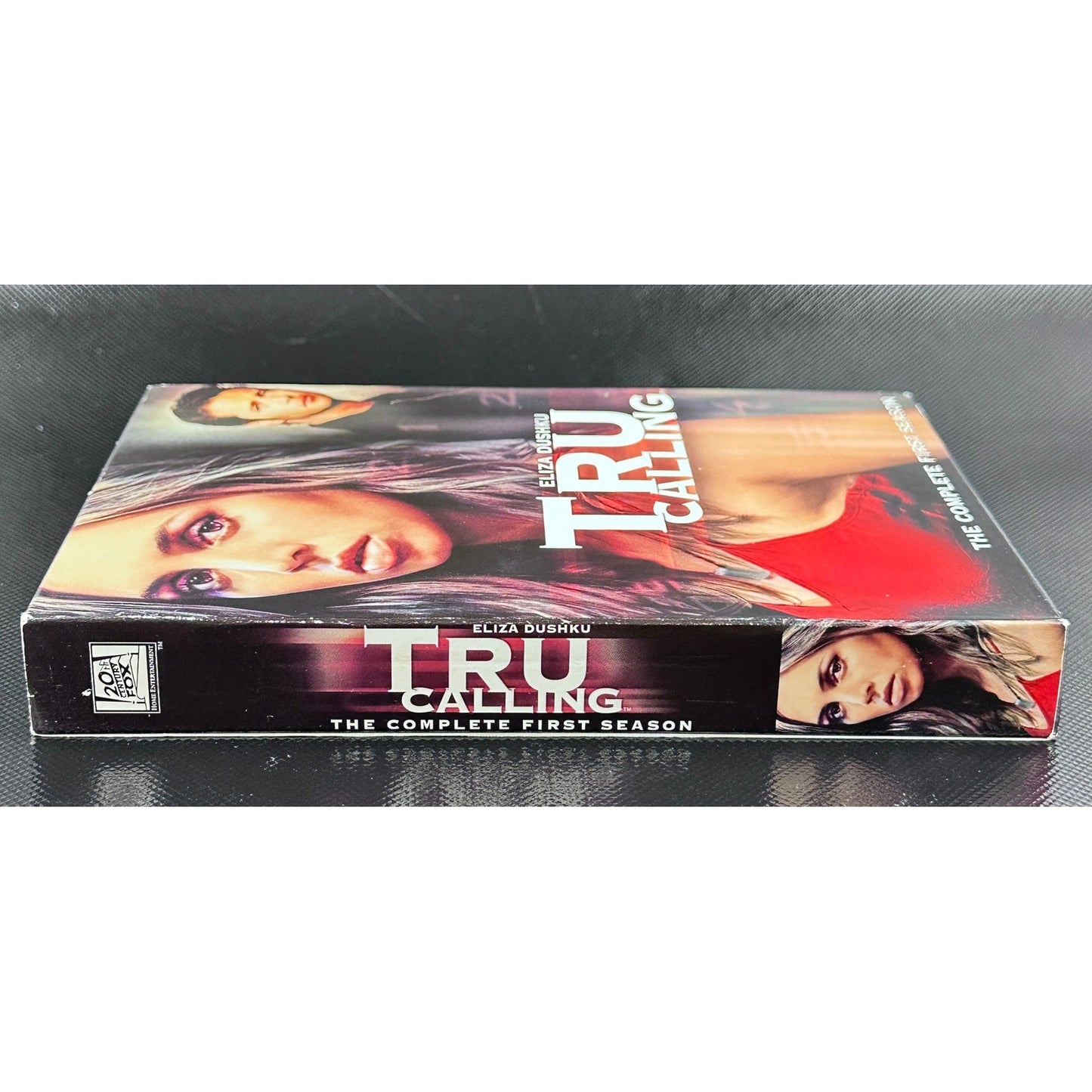 Tru Calling: Complete First Season 6-Disc Collector's Edition Box Set DVD by Buysaavy