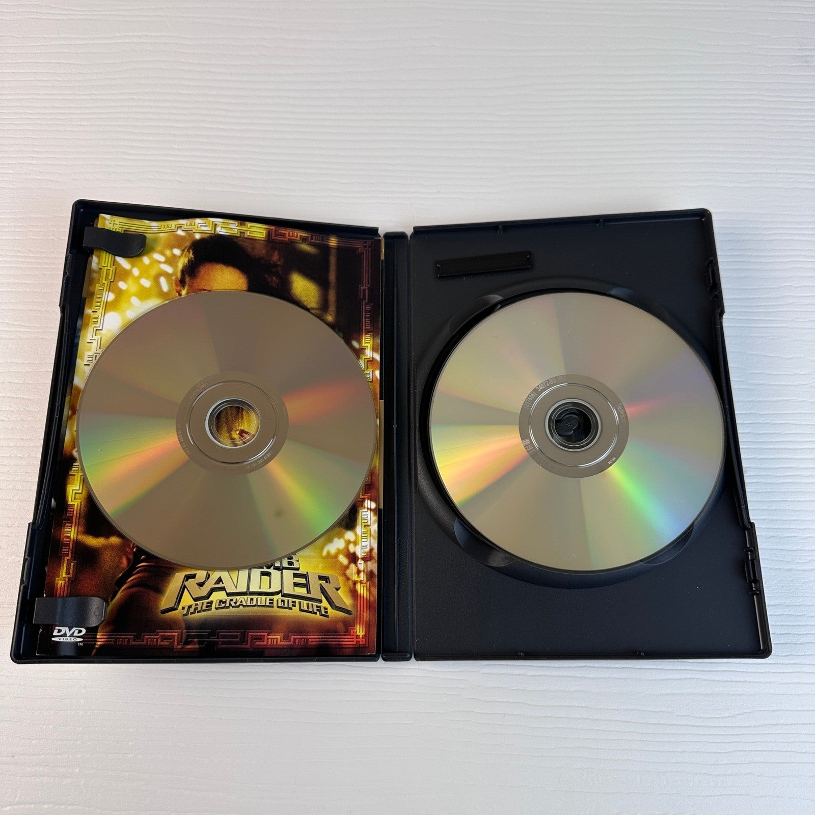 Lara Croft Tomb Raider The Cradle of Life DVD Special Collector's Edition 2-Disc by Buysaavy