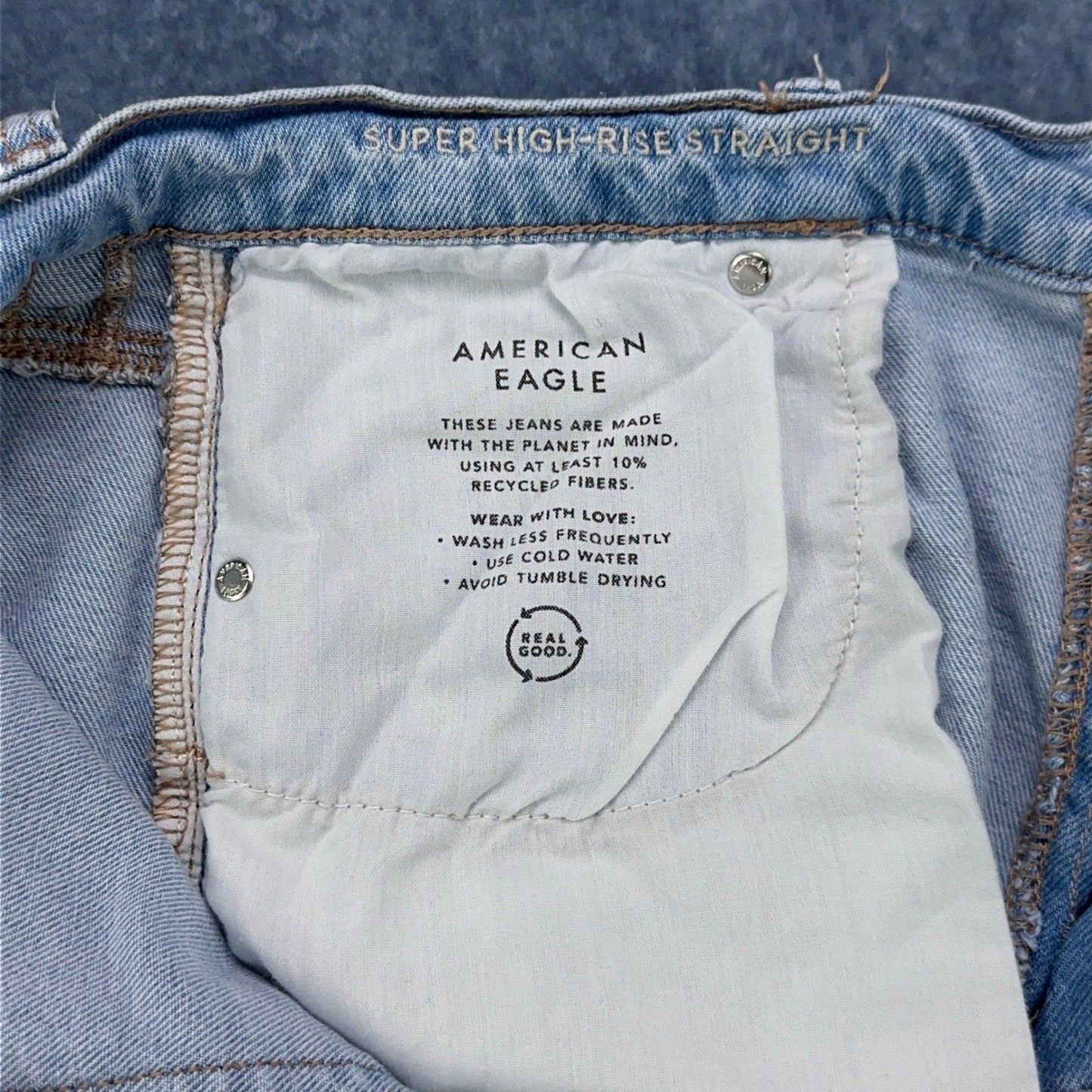 American Eagle Super High-Rise Straight Jeans Light Wash Blue Stretch Size 16 by American Eagle Outfitters