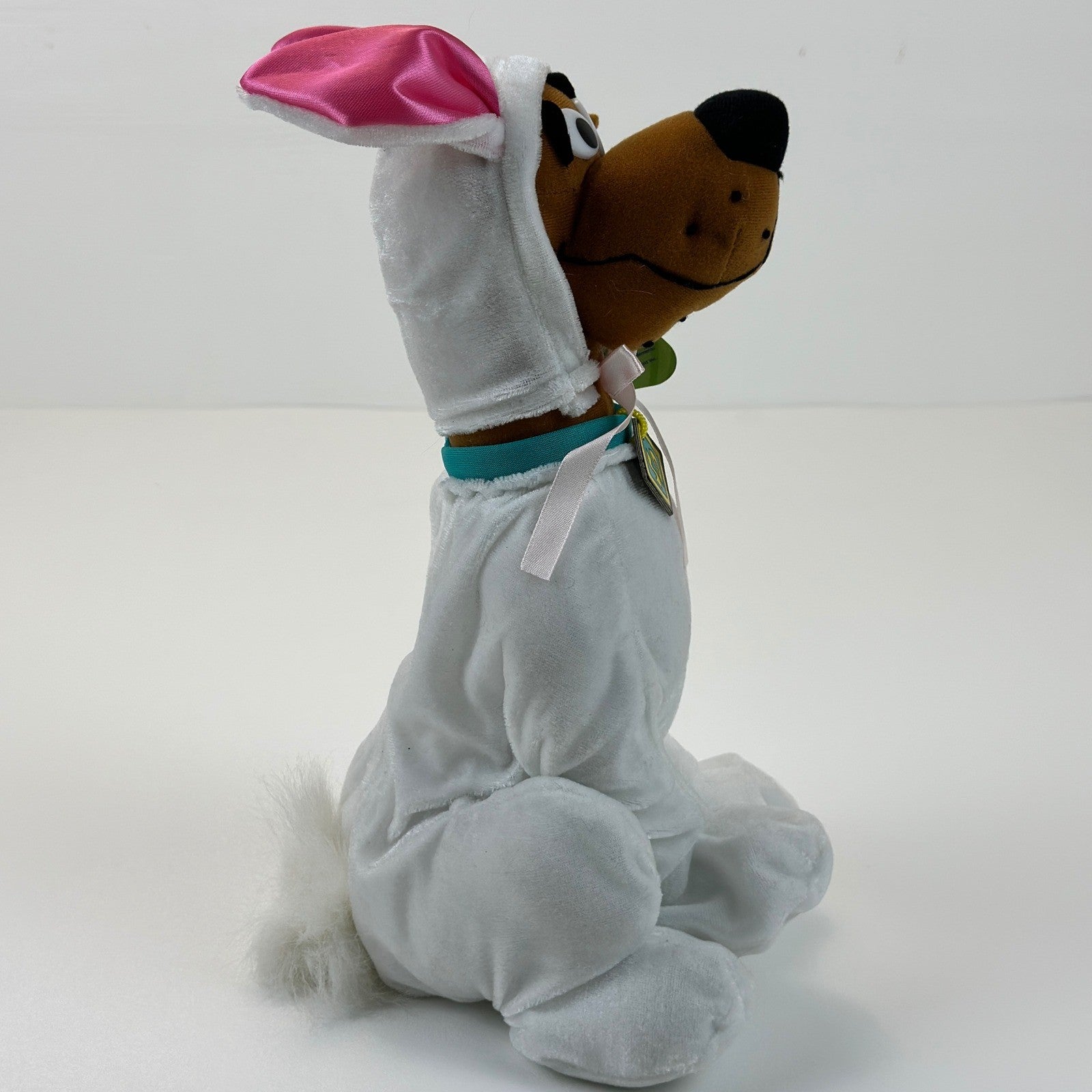 Scooby-Doo Bunny Costume Plush Toy Factory Hanna-Barbera Easter White Brown 2004 by Toy Factory