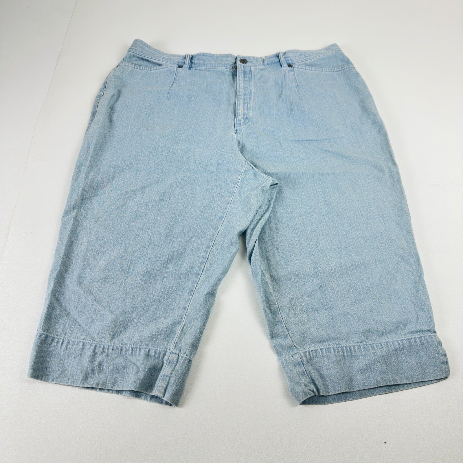 Liz Claiborne Lizwear Light Wash Denim Bermuda Shorts 18W Light Blue Cotton by Liz Claiborne