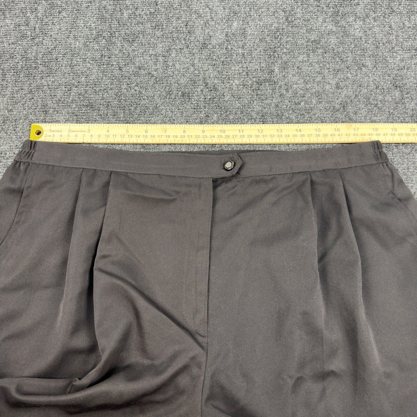 Coral Bay Golf Shorts Womens 20 Black Pleated High Rise Elastic Back Activewear by Coral Bay Golf