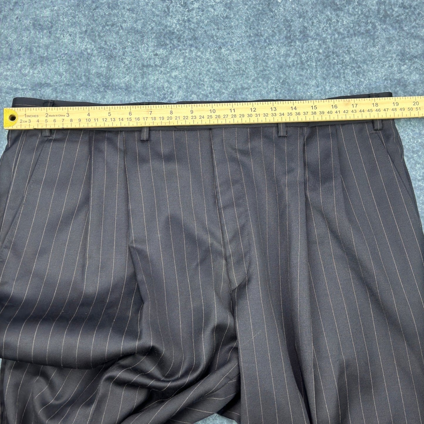 Lauren Ralph Lauren Mens 44R Black Pinstripe 100% Wool 2-Piece Suit Pleated by Lauren Ralph Lauren