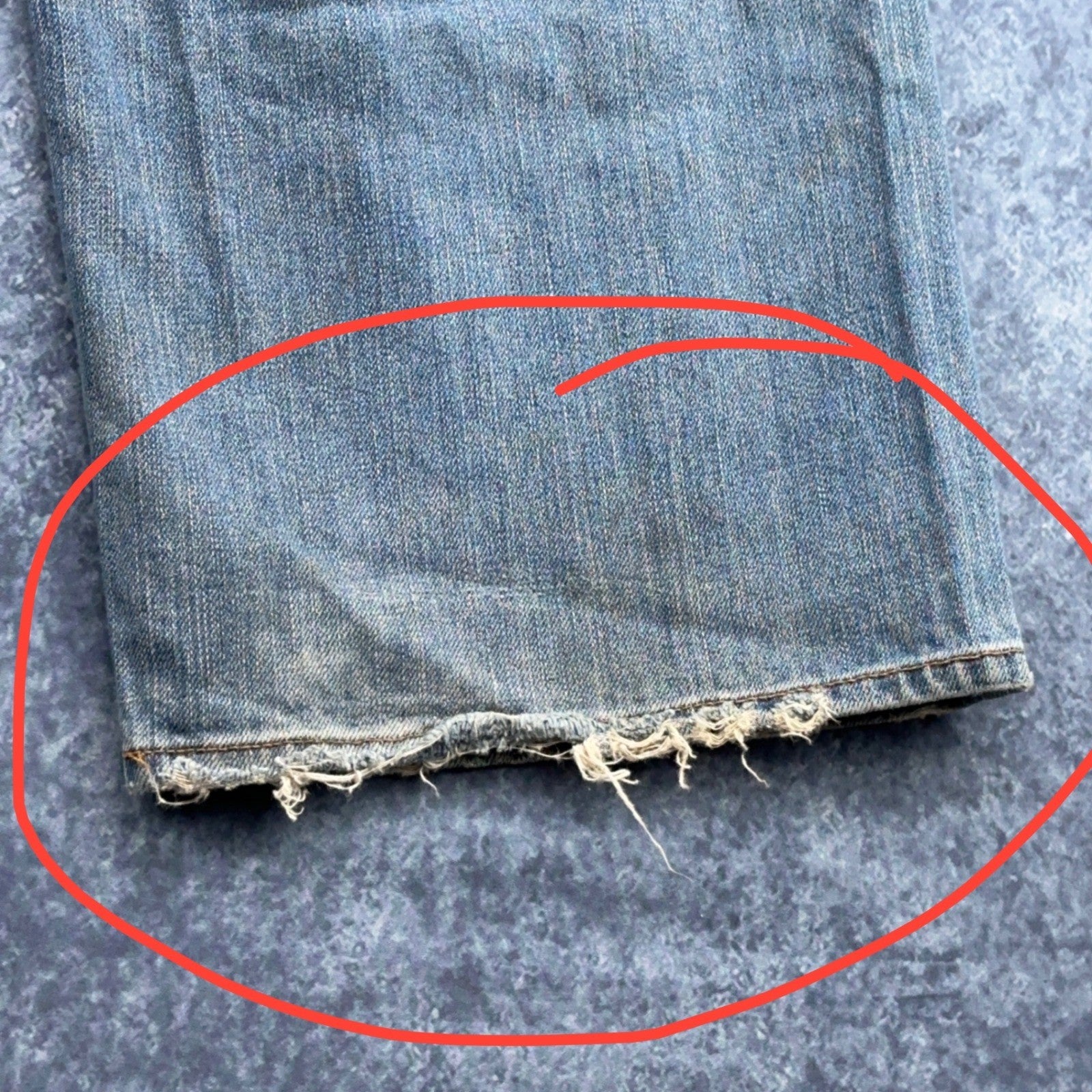 Lucky Brand Dungarees Mens 34 Lowrise Bootleg Jeans Light Wash Made in USA by Lucky Brand