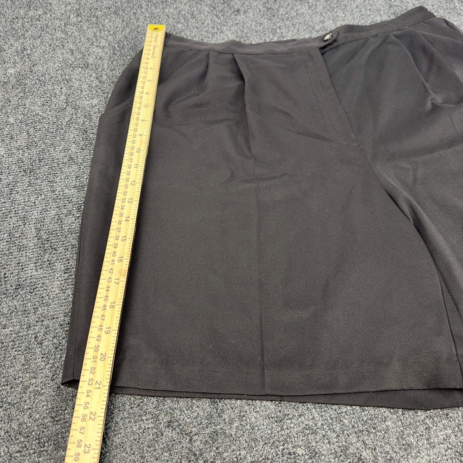 Coral Bay Golf Shorts Womens 20 Black Pleated High Rise Elastic Back Activewear by Coral Bay Golf