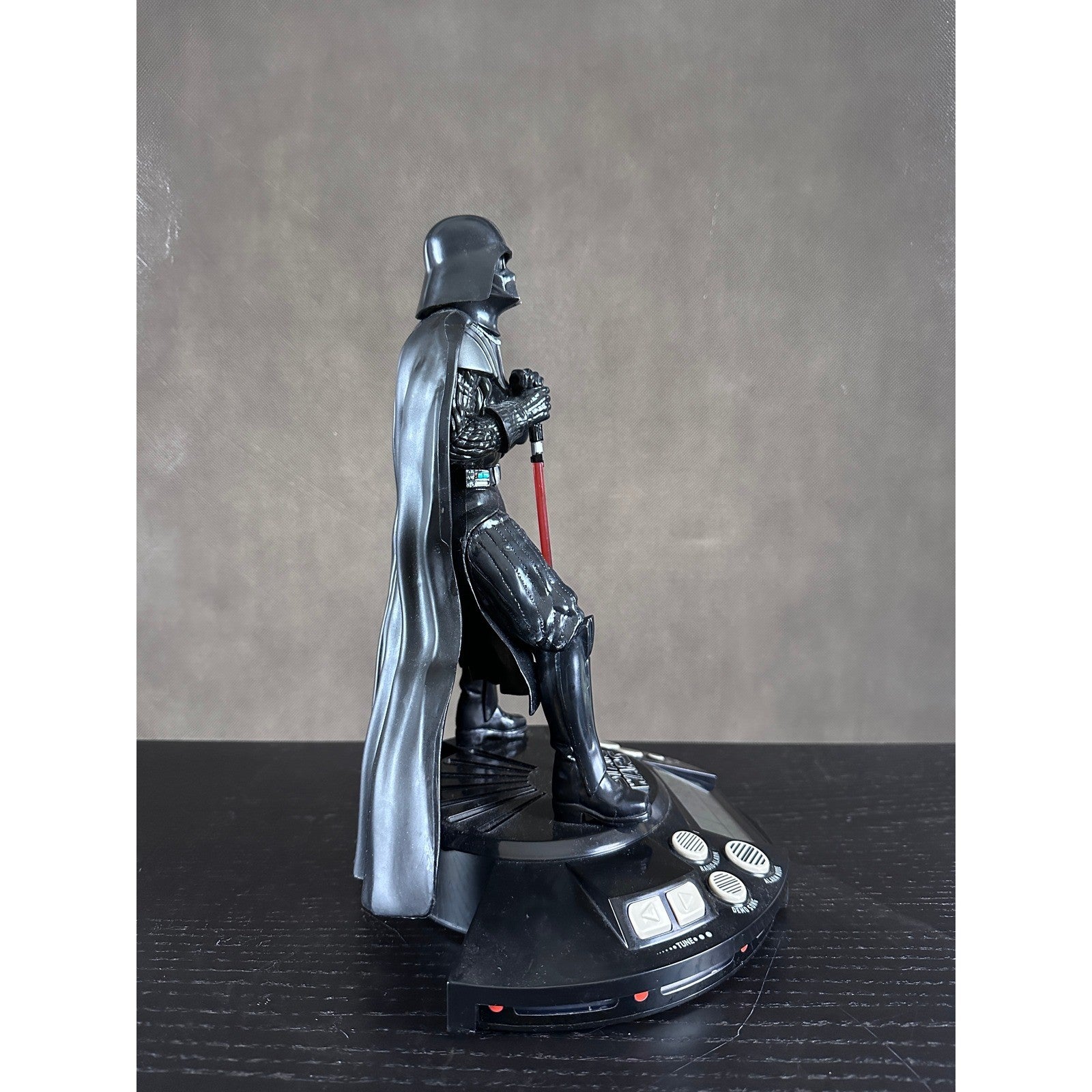 Star Wars Darth Vader Alarm Clock Radio 2011 Jazzwares Digital 15200-03085-CW by Jazwares