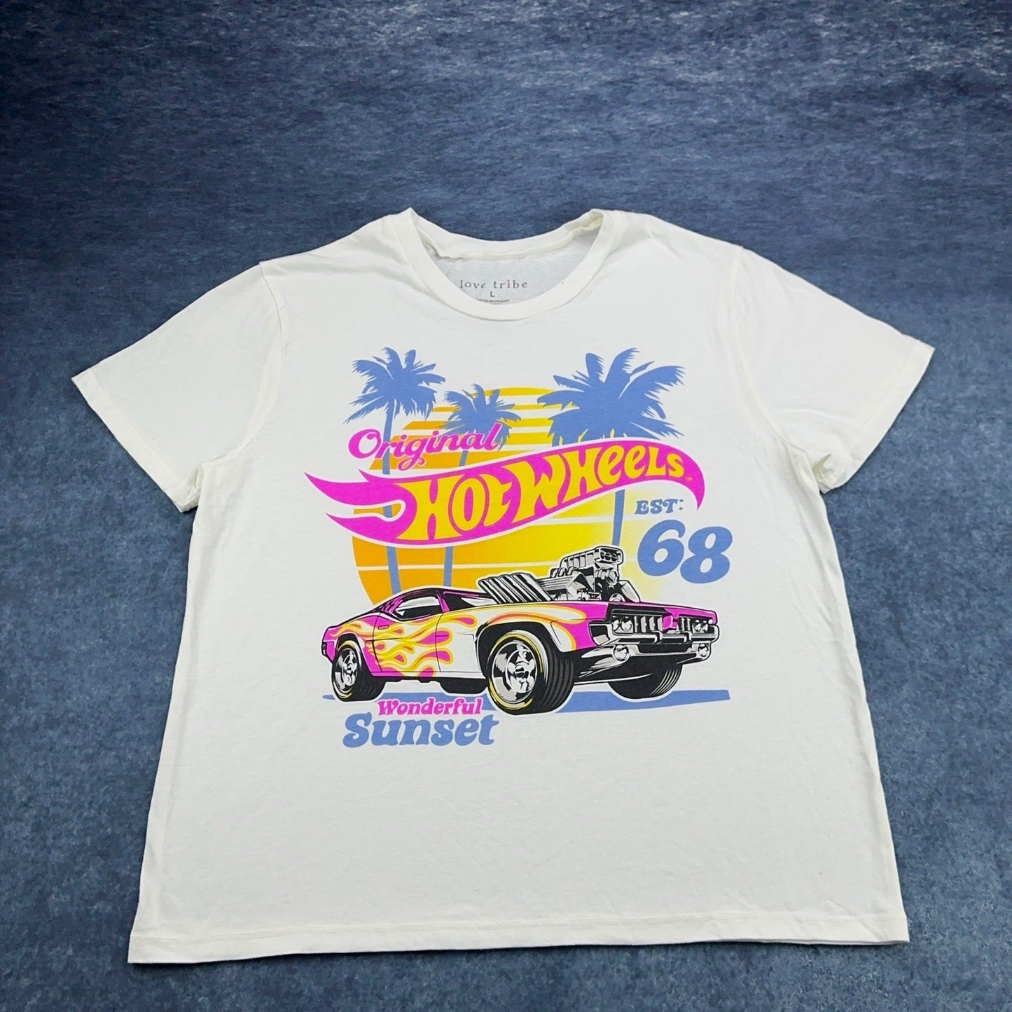 Love Tribe Hot Wheels Original Sunset Graphic T-Shirt Cream Large Retro 68 Car by Love Tribe