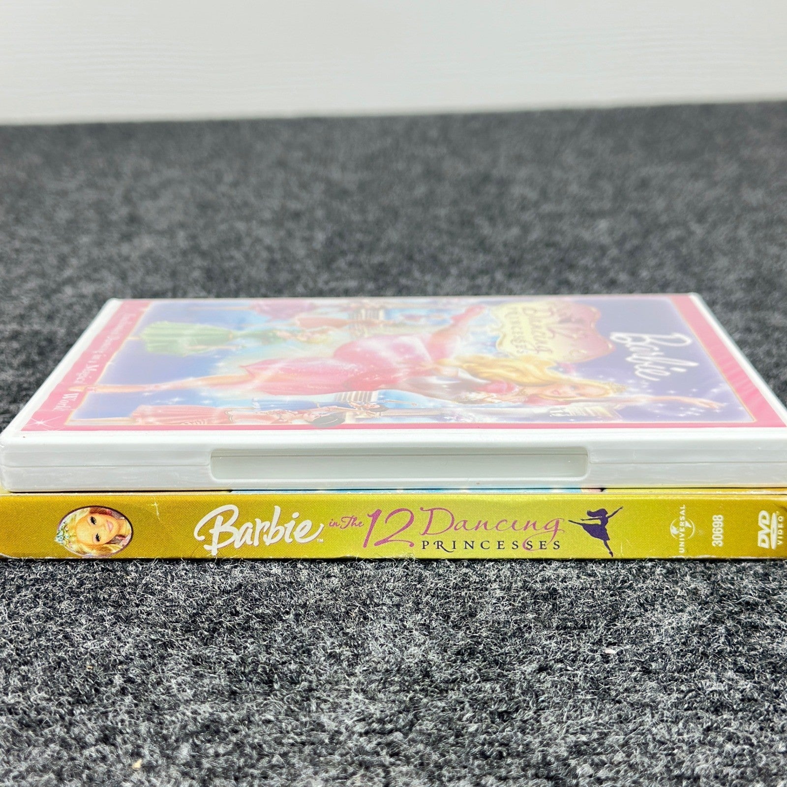 Barbie in the 12 Dancing Princesses DVD 2006 Widescreen New Sealed & Slipcover by Buysaavy
