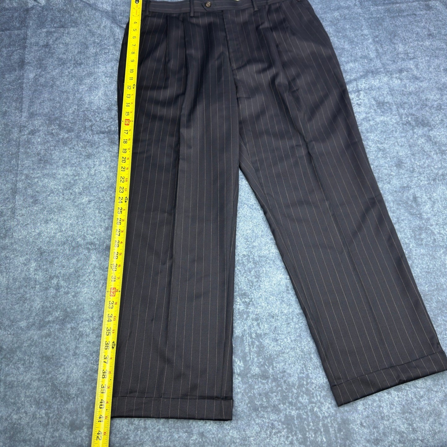Lauren Ralph Lauren Mens 44R Black Pinstripe 100% Wool 2-Piece Suit Pleated by Lauren Ralph Lauren