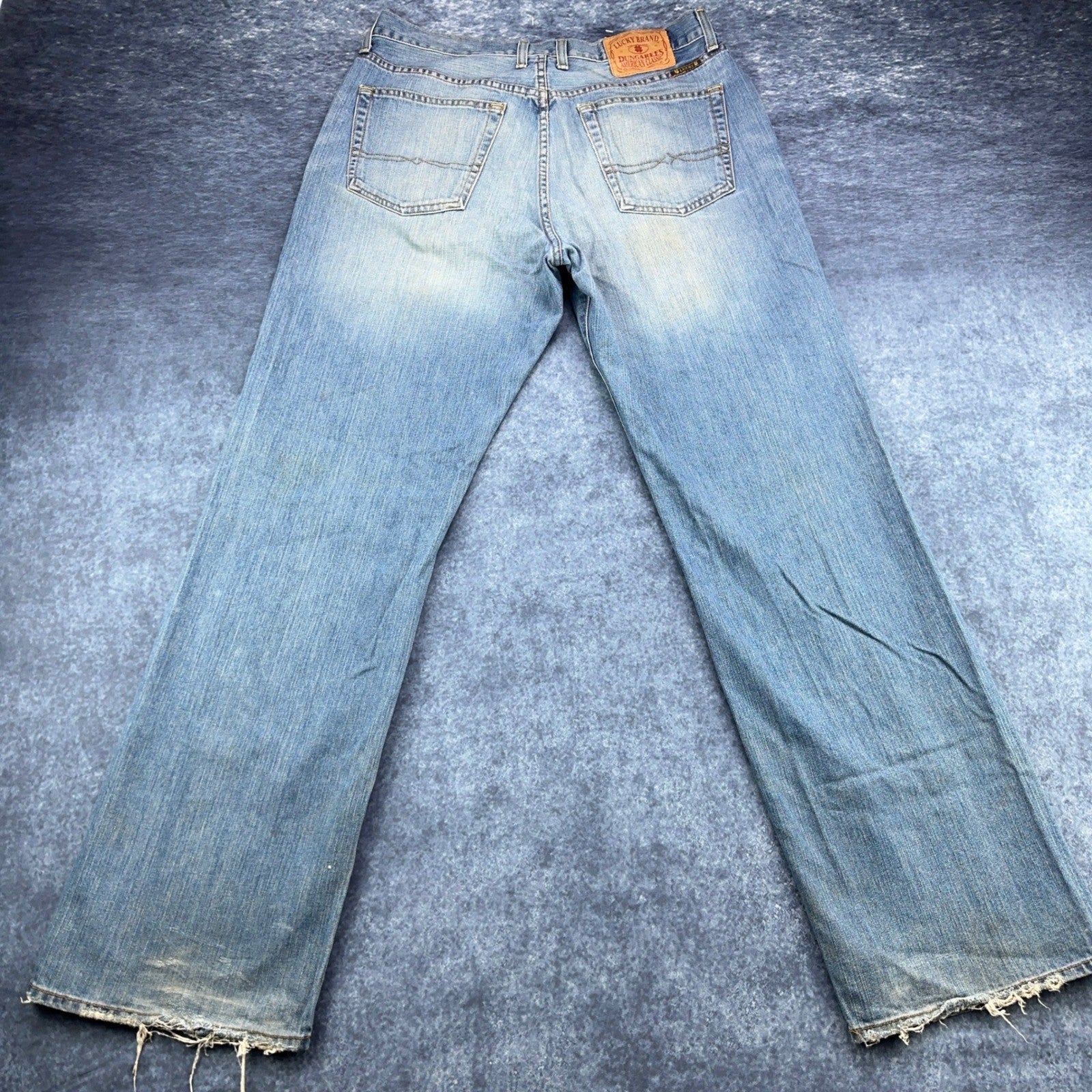 Lucky Brand Dungarees Mens 34 Lowrise Bootleg Jeans Light Wash Made in USA by Lucky Brand