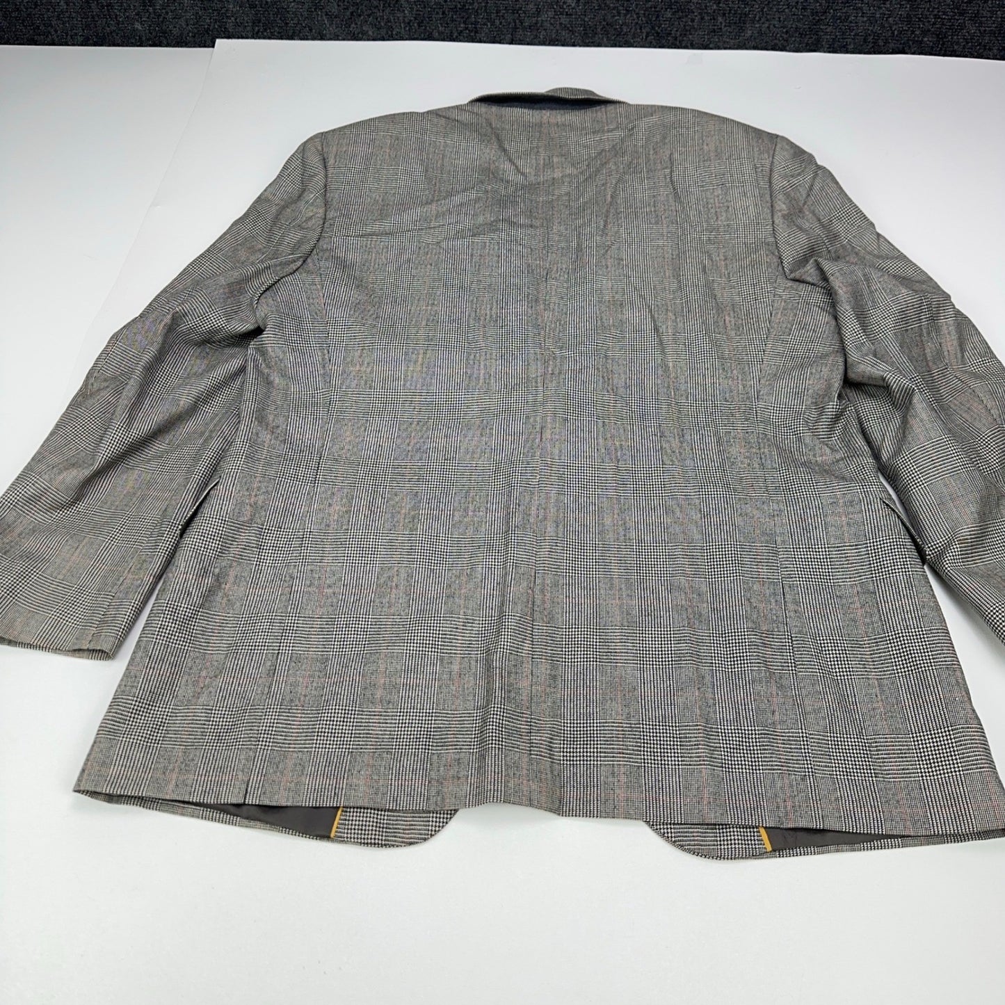 Sterling & Hunt Premier Edition Mens Grey Glen Plaid Worsted Wool Suit by Sterling & Hunt