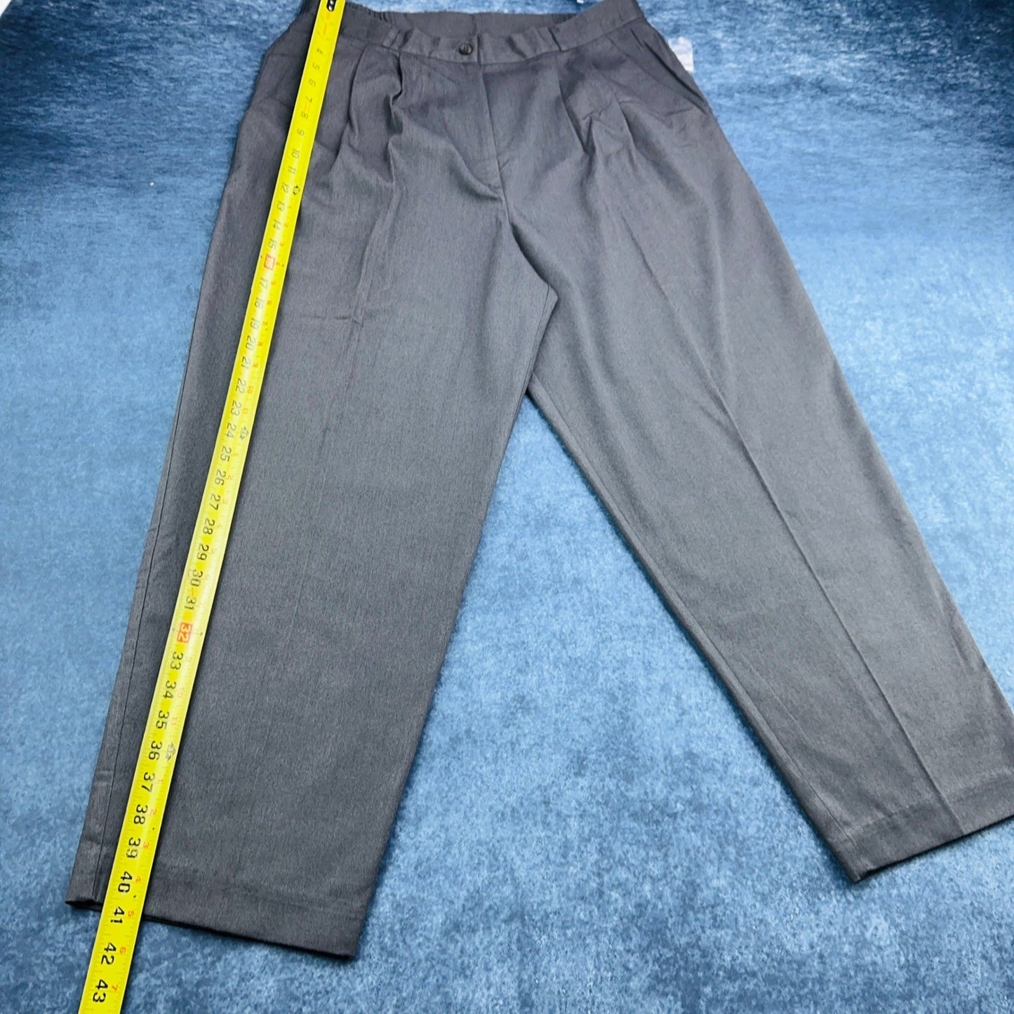 Tribeca Studio Women Gray Pleated Tapered Dress Pants 18WP Made in USA 95761207 by Tribeca Studio