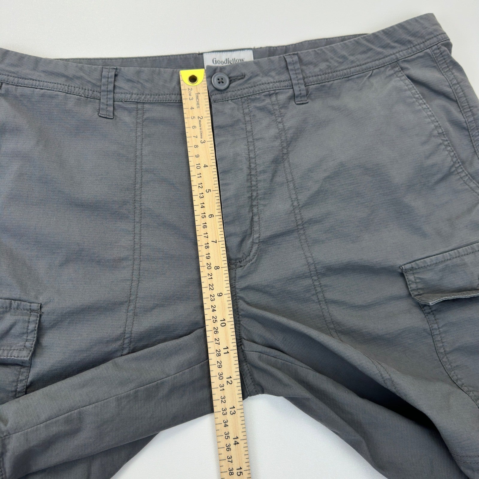 Goodfellow & Co Mens Gray Cargo Shorts Size 38 Utility Hiking Outdoor Casual by Goodfellow & Co