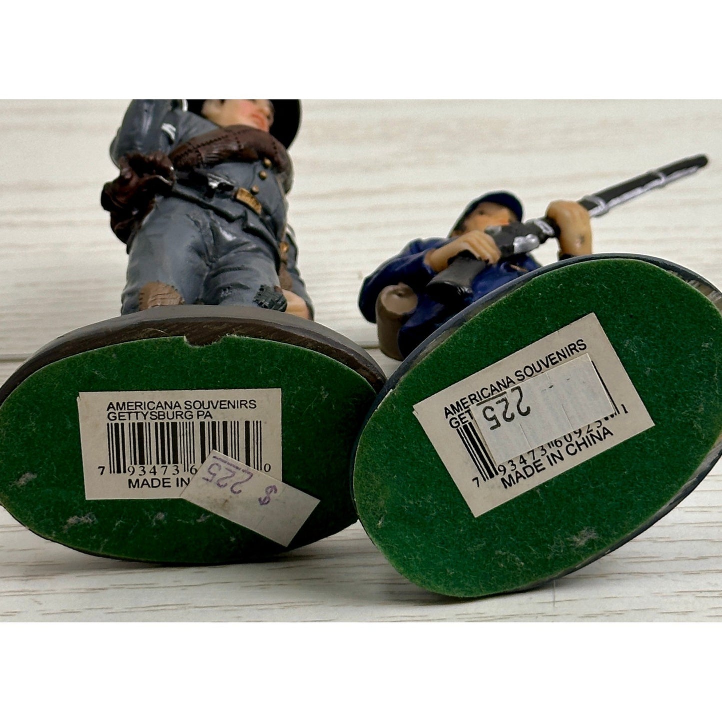 Civil War Soldier Figurines Set of 2 Historical Gettysburg Souvenir Decor by Americana Souvenirs
