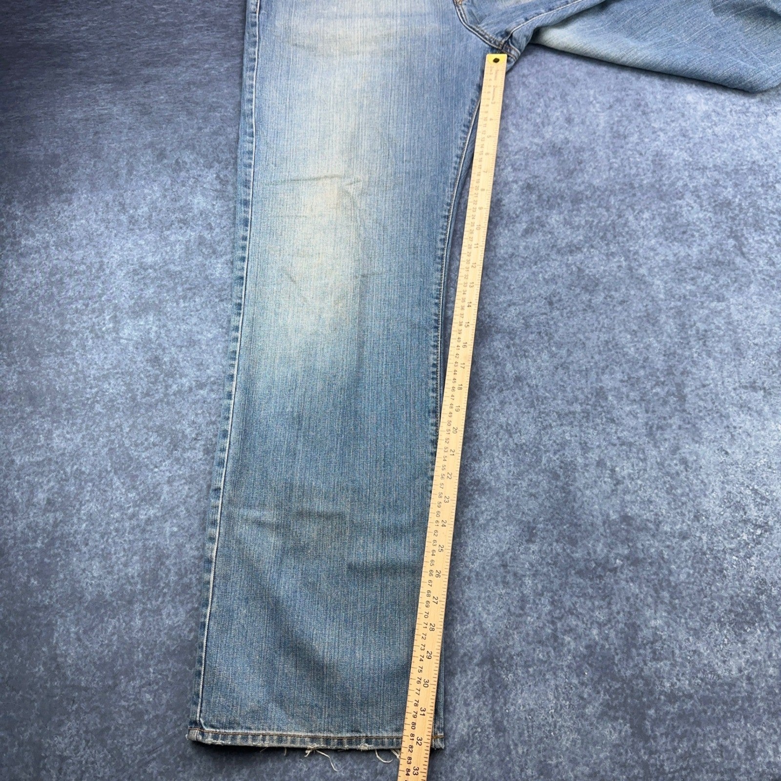 Lucky Brand Dungarees Mens 34 Lowrise Bootleg Jeans Light Wash Made in USA by Lucky Brand