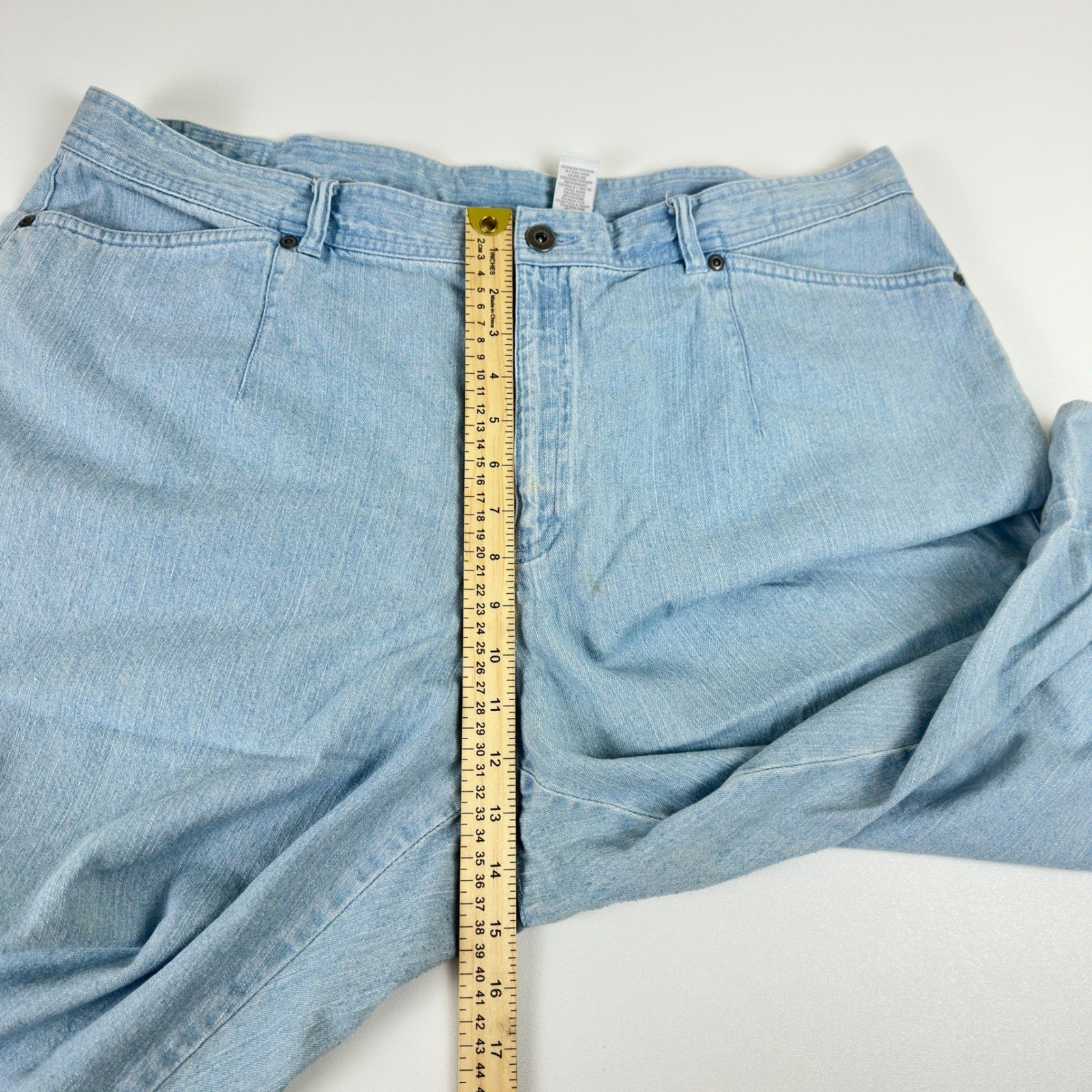 Liz Claiborne Lizwear Light Wash Denim Bermuda Shorts 18W Light Blue Cotton by Liz Claiborne