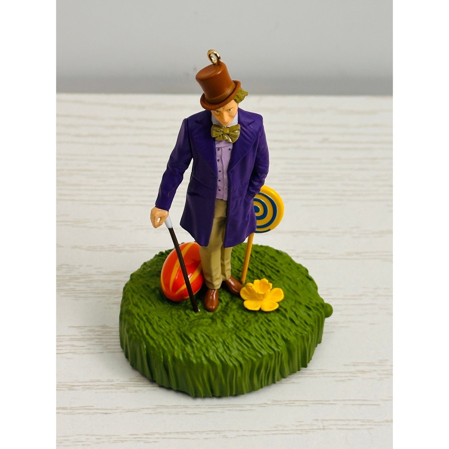 Hallmark 2017 Willy Wonka Ornament Tree Candy Lollipop Cane (NO BOX) by Hallmark