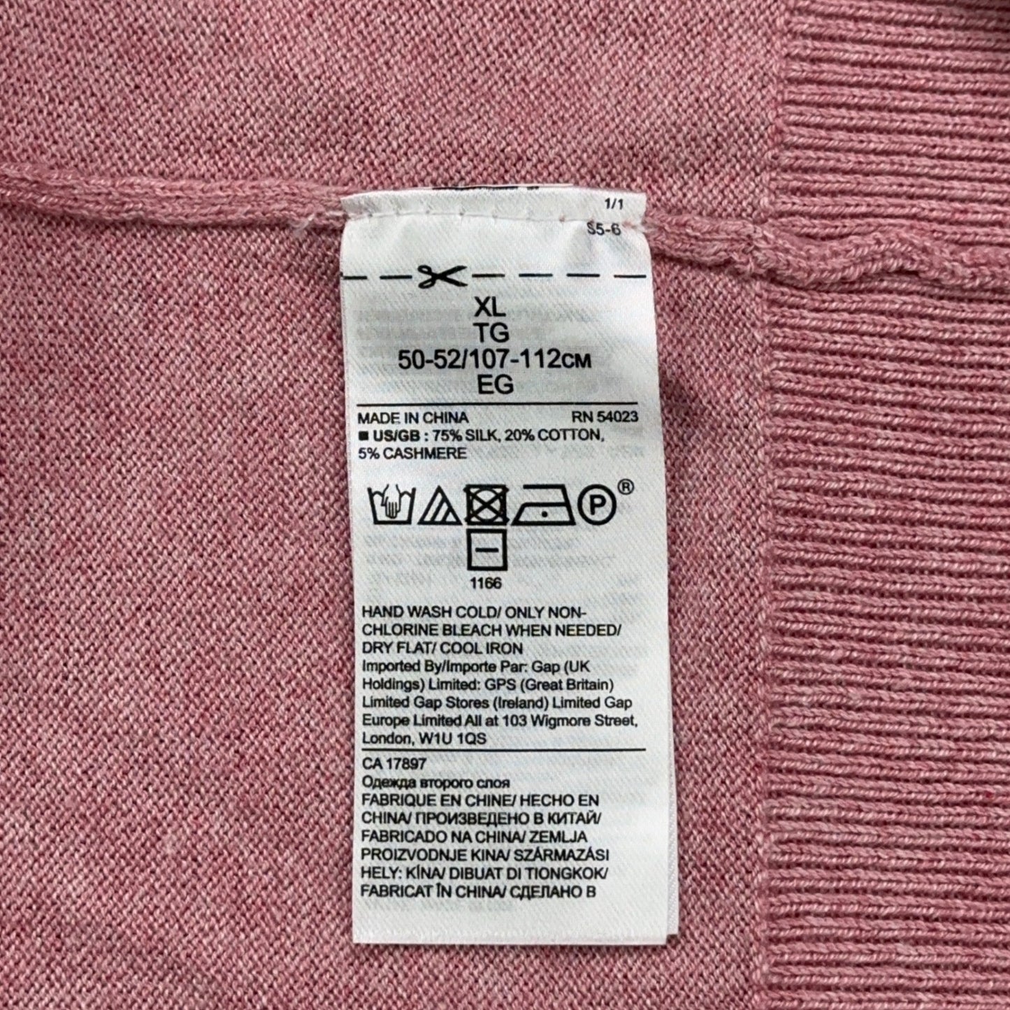 Banana Republic Mens XL Salmon Pink Silk Cotton Cashmere V-Neck Sweater by Banana Republic