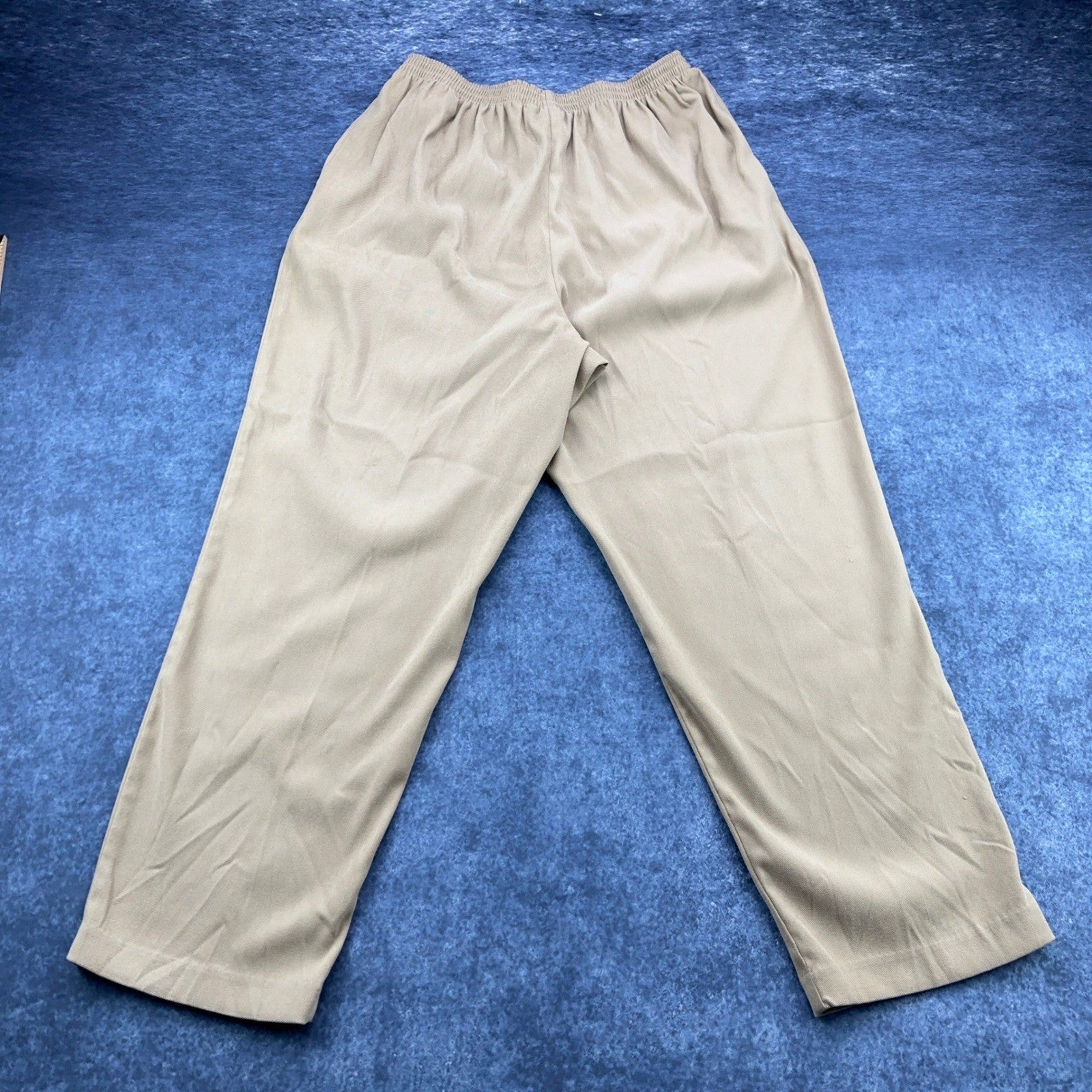 Alfred Dunner Khaki Tan Elastic Waist Pull On Straight Leg Pants Womens Size 16 by Alfred Dunner