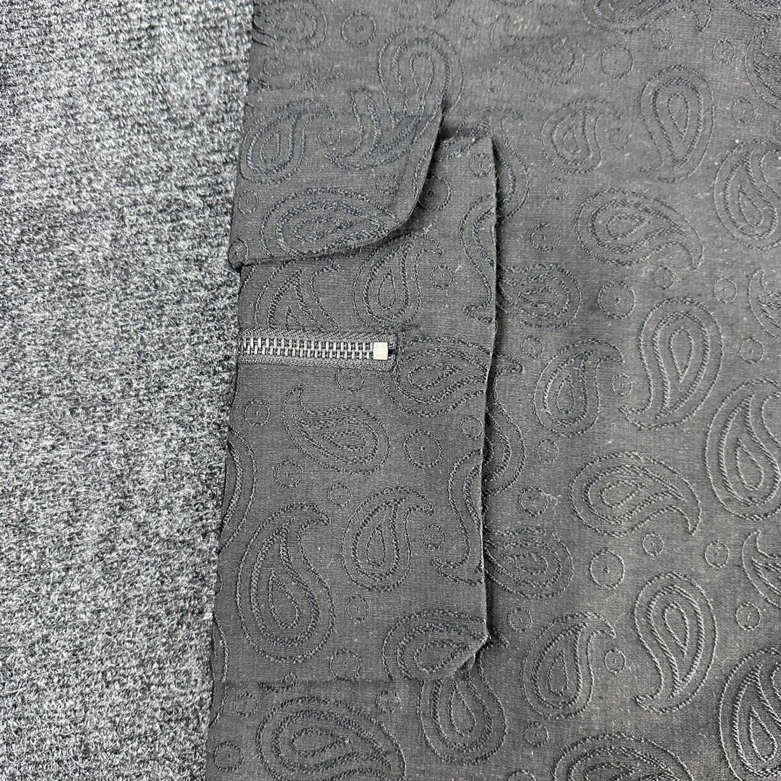 GVAPI Black Paisley Textured Cargo Pants Limited Edition 34 Aaron Wilhelm Mens by GVAPI