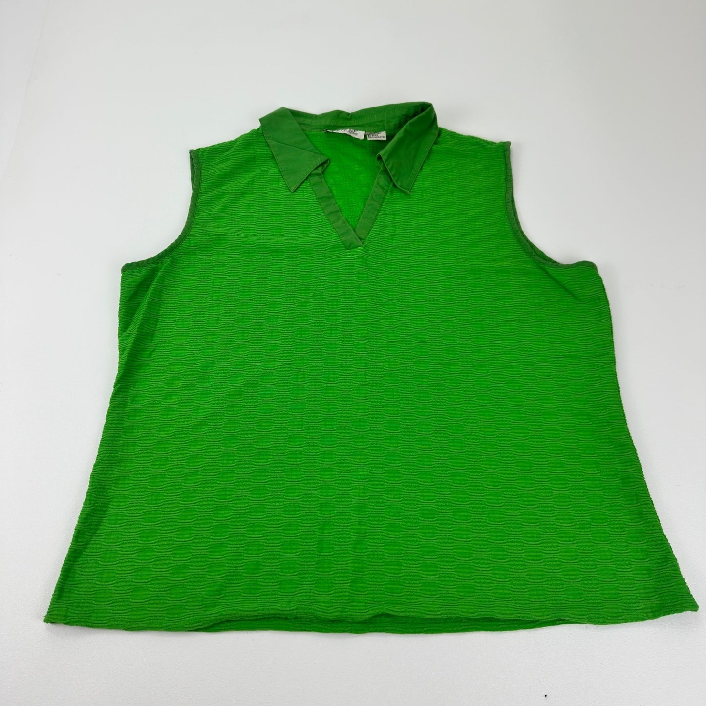 Selene Sport Womens 1X Lime Green Textured Sleeveless V-Neck Polo Golf Top by Selene Sport