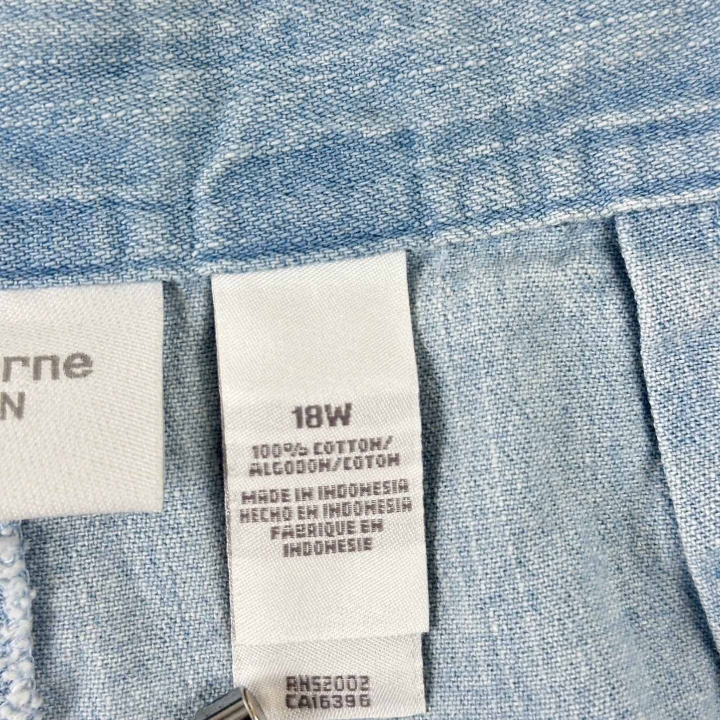 Liz Claiborne Lizwear Light Wash Denim Bermuda Shorts 18W Light Blue Cotton by Liz Claiborne