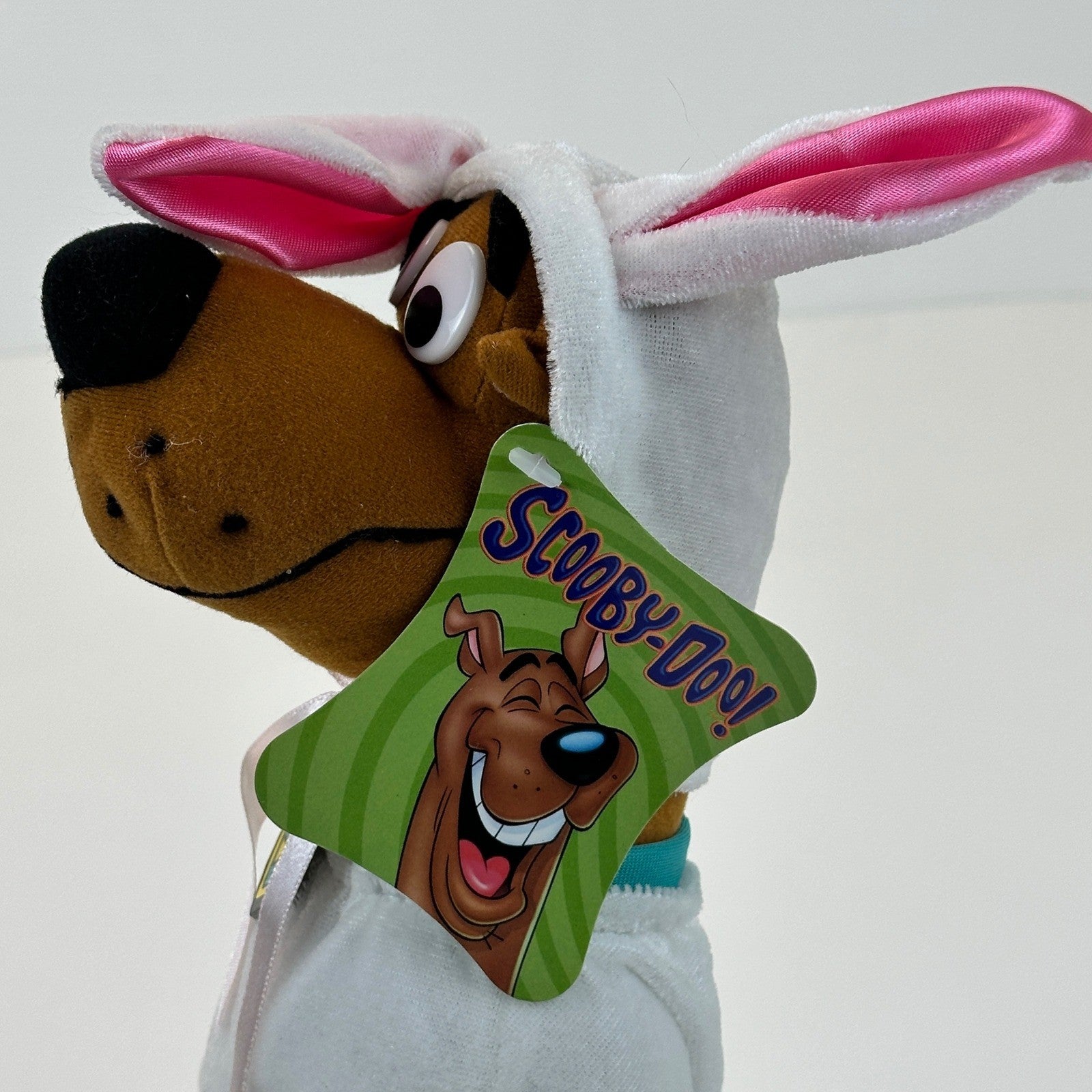 Scooby-Doo Bunny Costume Plush Toy Factory Hanna-Barbera Easter White Brown 2004 by Toy Factory