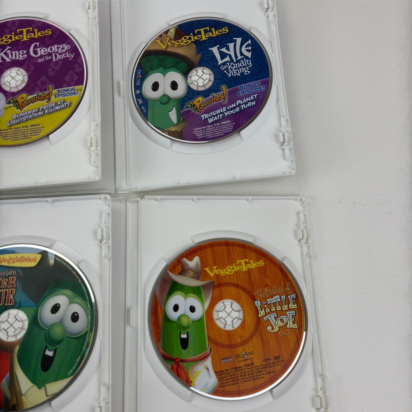 VeggieTales DVD Lot of 8 Minnesota Cuke Esther Moe Big River Rescue King George by Buysaavy