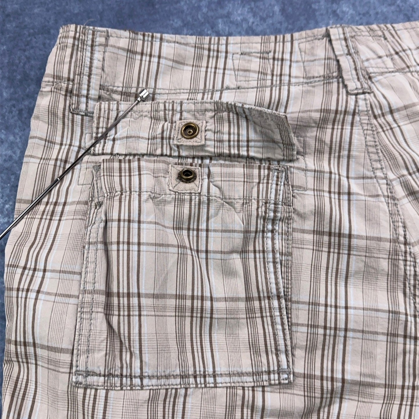 Mossimo Supply Co Mens Plaid Cargo Shorts Brown Tan Size 36 Relaxed Fit Utility by Mossimo Supply Co.