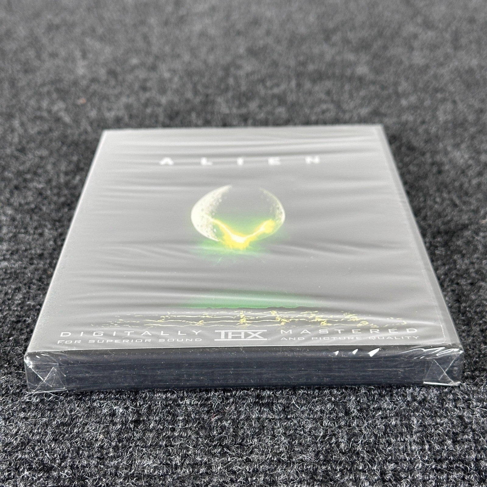 Alien DVD 2004 Widescreen Edition Ridley Scott Sigourney Weaver New Sealed by Buysaavy
