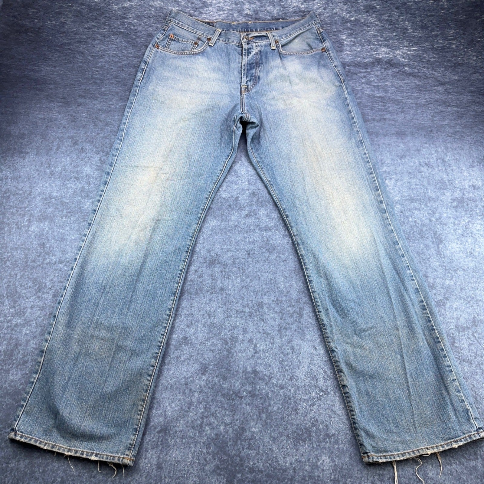 Lucky Brand Dungarees Mens 34 Lowrise Bootleg Jeans Light Wash Made in USA by Lucky Brand