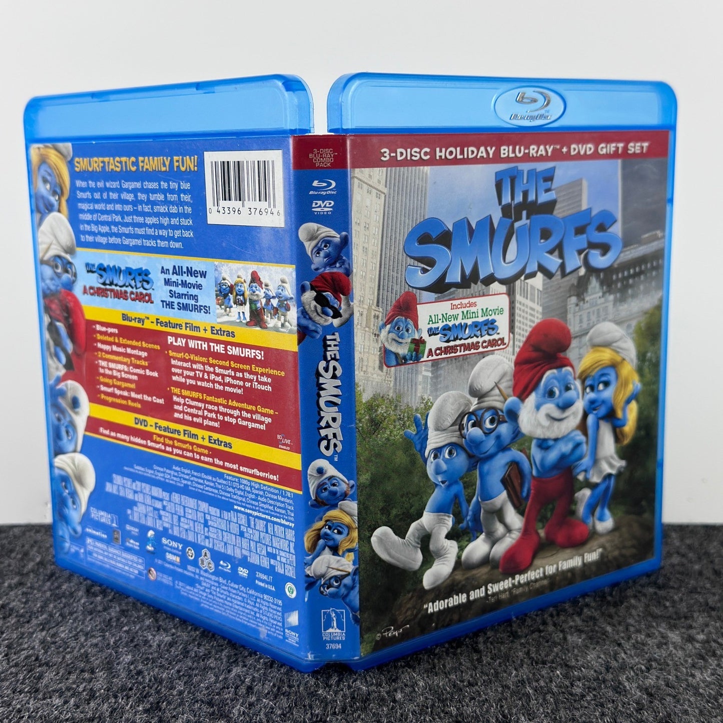 The Smurfs 3-Disc Holiday Blu-ray DVD Gift Set A Christmas Carol Mini Movie 2011 by Buysaavy