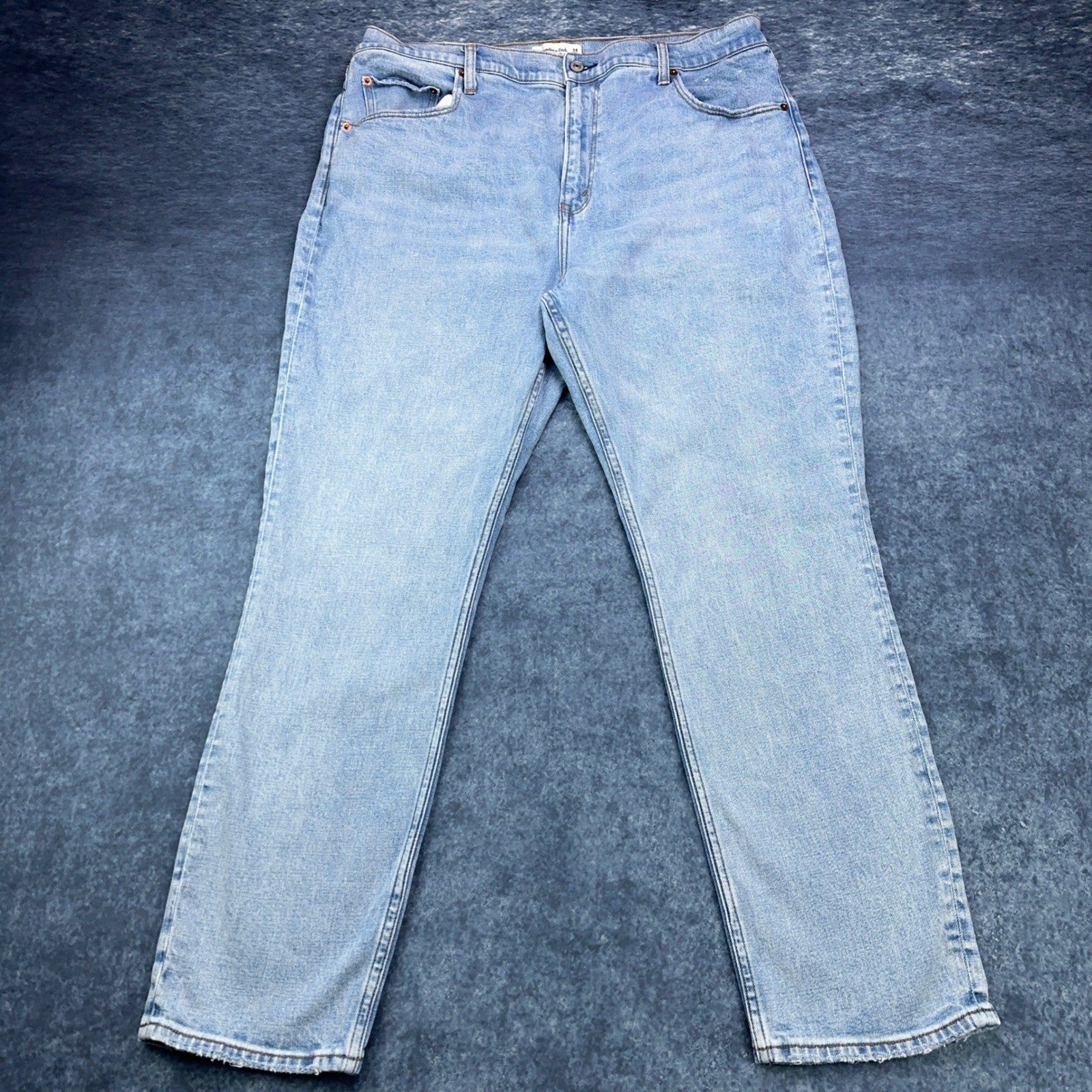 Abercrombie & Fitch 90s Slim Straight Ultra High Rise Jeans Light Wash 34 18s by Abercrombie & Fitch