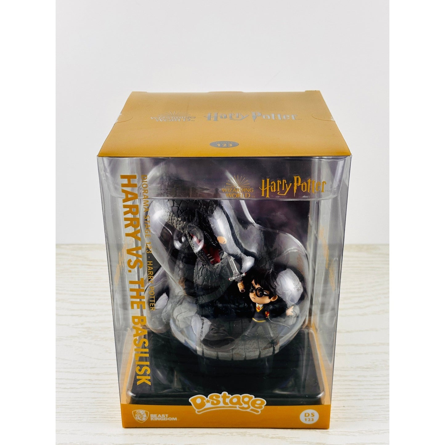 Harry Potter Harry vs Basilisk D-Stage 123 Beast Kingdom Diorama Figurine by Beast Kingdom
