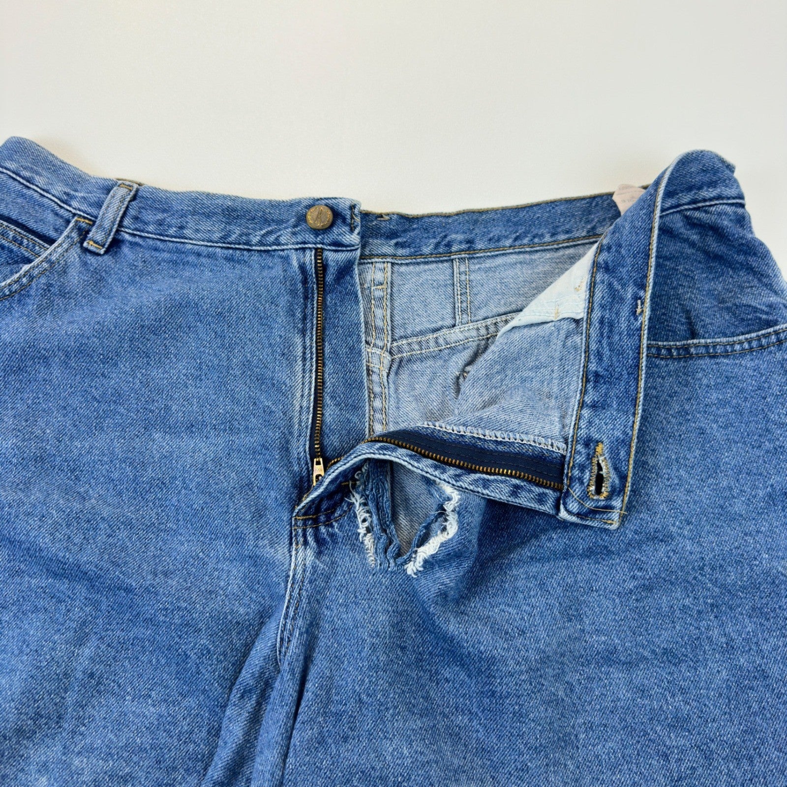 Riders by Lee Vintage Denim Shorts Medium Wash High Rise 18W M Distressed by Riders by Lee