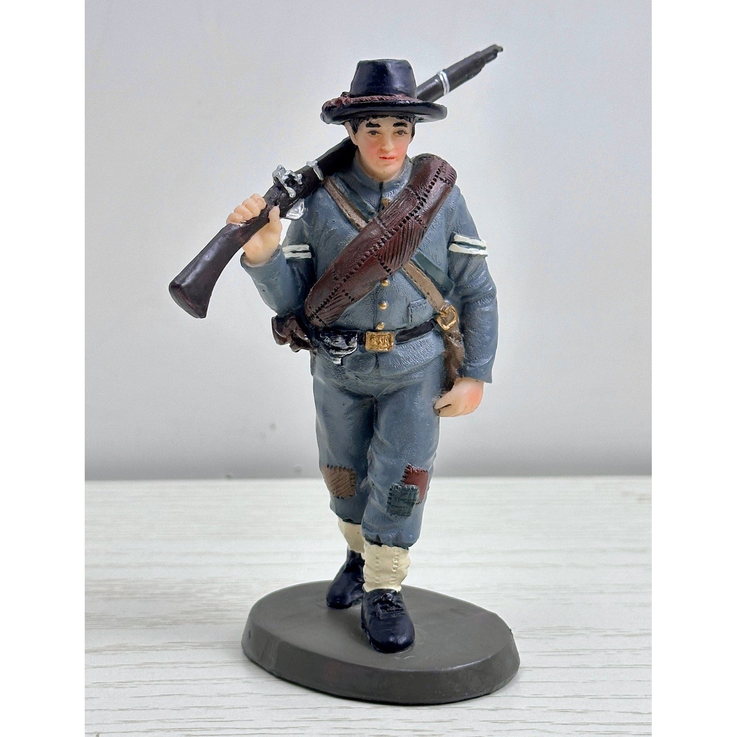 Civil War Soldier Figurines Set of 2 Historical Gettysburg Souvenir Decor by Americana Souvenirs