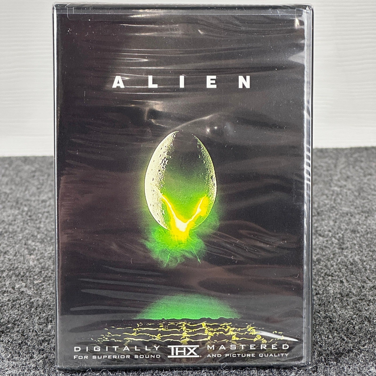 Alien DVD 2004 Widescreen Edition Ridley Scott Sigourney Weaver New Sealed by Buysaavy