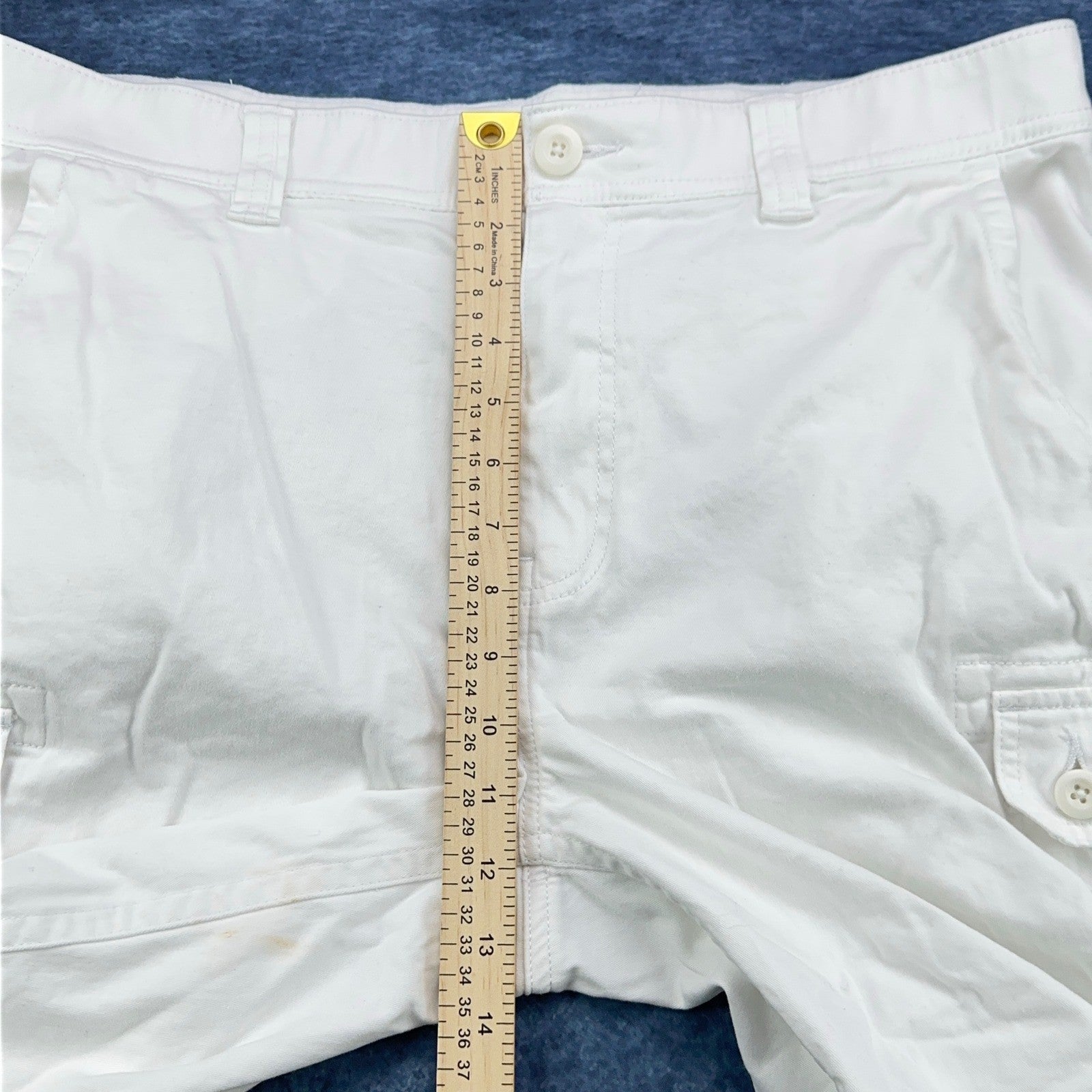 St Johns Bay Mens White Comfort Stretch Cargo Shorts Size 38 Cotton Blend by St. John's Bay