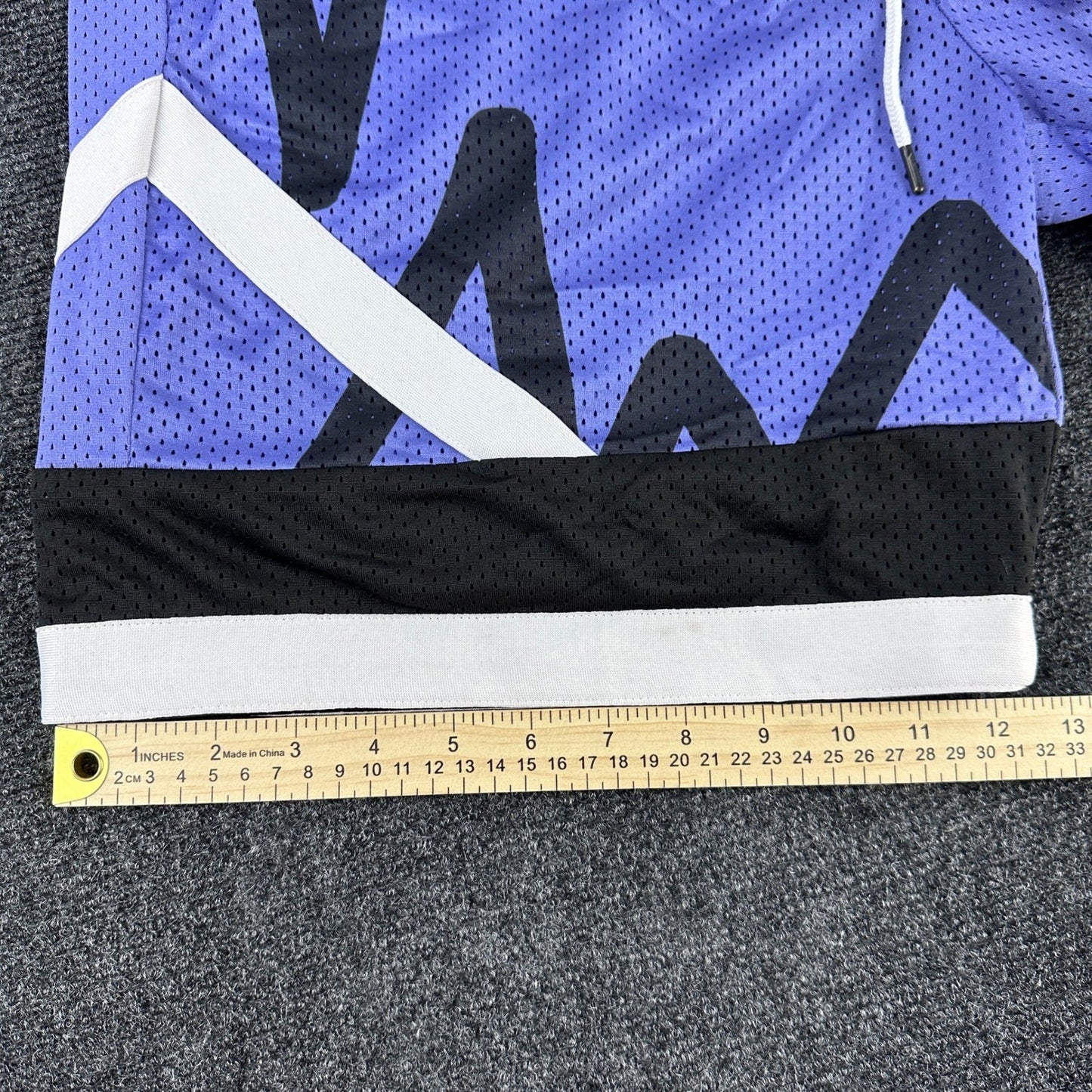 Puma Mens Basketball Shorts Purple Black White Graphic Mesh 530508-06 Size Large by PUMA