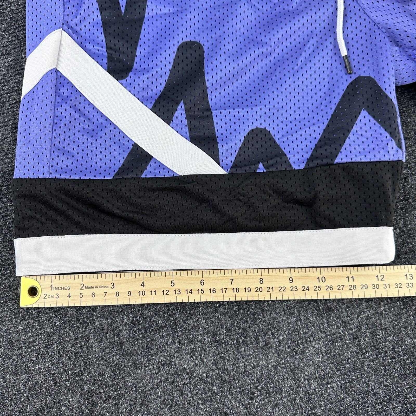 Puma Mens Basketball Shorts Purple Black White Graphic Mesh 530508-06 Size Large by PUMA