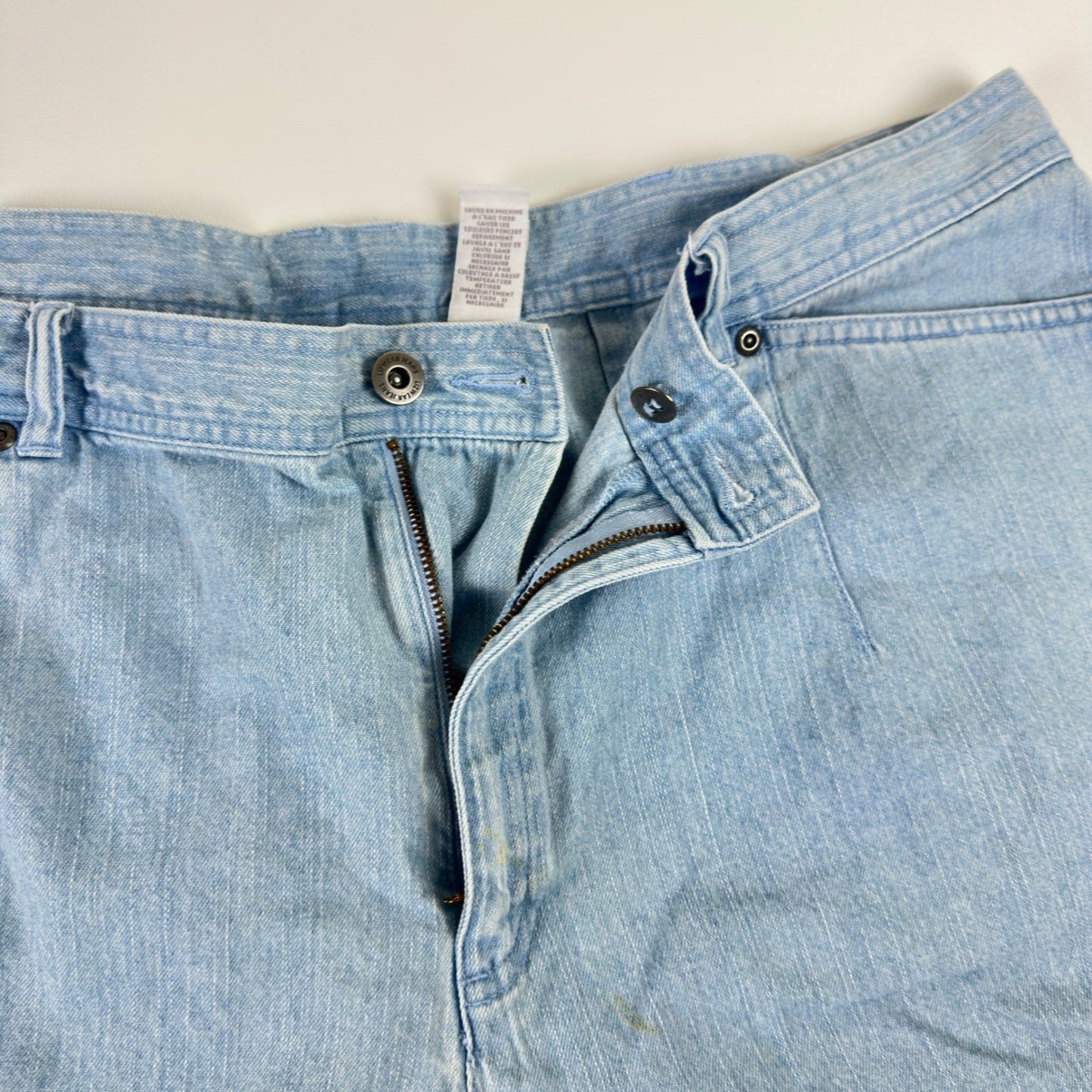 Liz Claiborne Lizwear Light Wash Denim Bermuda Shorts 18W Light Blue Cotton by Liz Claiborne