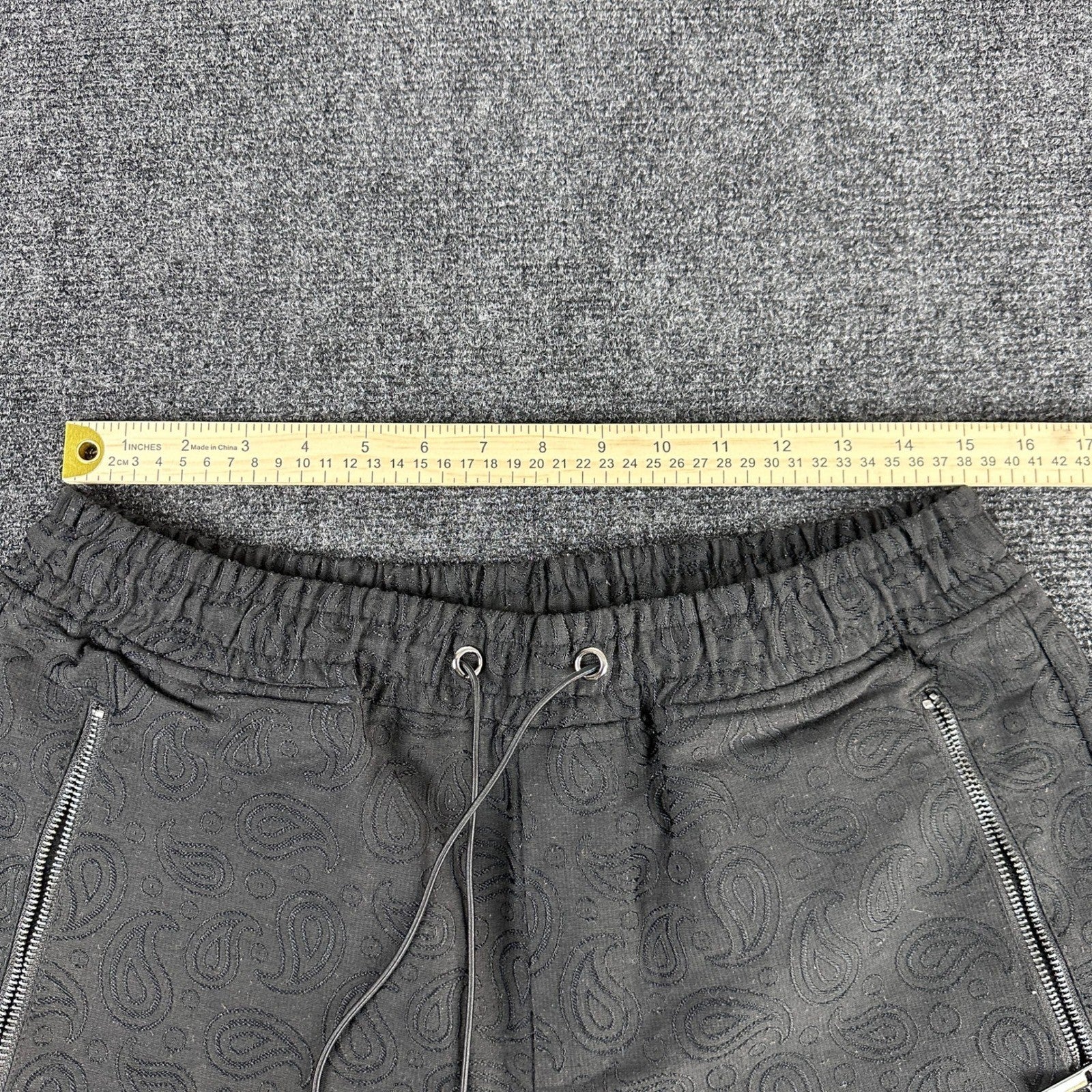 GVAPI Black Paisley Textured Cargo Pants Limited Edition 34 Aaron Wilhelm Mens by GVAPI