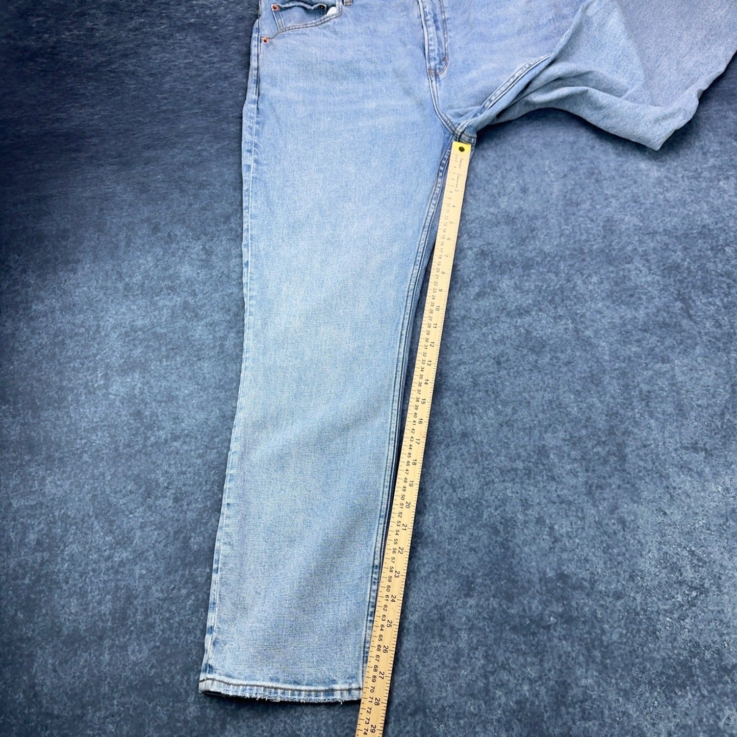Abercrombie & Fitch 90s Slim Straight Ultra High Rise Jeans Light Wash 34 18s by Abercrombie & Fitch