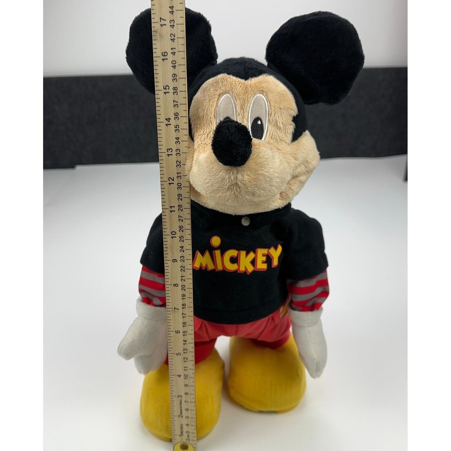 Disney Mickey Mouse Fisher Price Animated Singing Dance Star 17" Tested Works by Disney