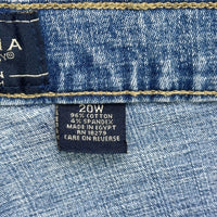 Sonoma Goods for Life Women 20W Medium Wash Stretch Denim Capri Cropped Jeans — photo 4 of 10